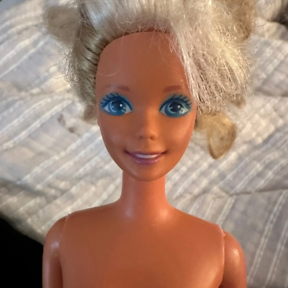 Vintage 1966 Barbie